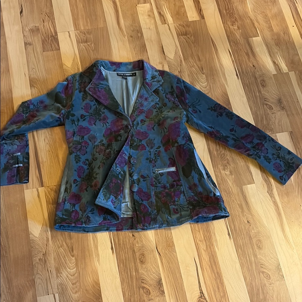 Blue and Purple Floral Blazer with Luxurious Sheen